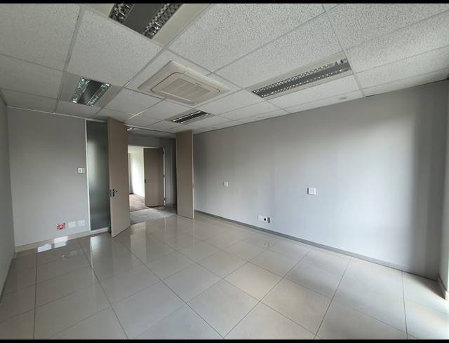 382M² OFFICE TO LET IN SANDTON CENTRAL